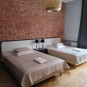Finger Guest , Kraków Polska